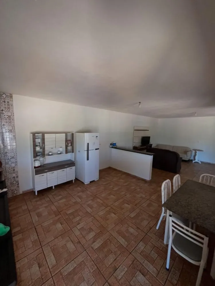 Chácara, 3 quartos, 1100 m² - Foto 2