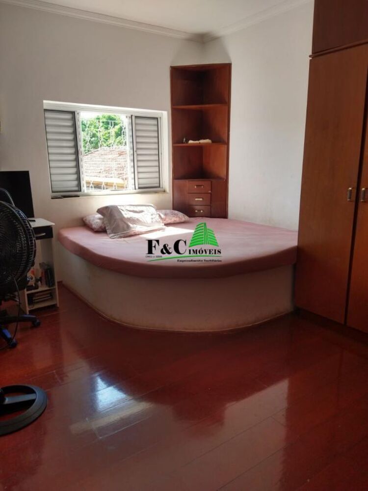 Sobrado à venda com 3 quartos, 200m² - Foto 5