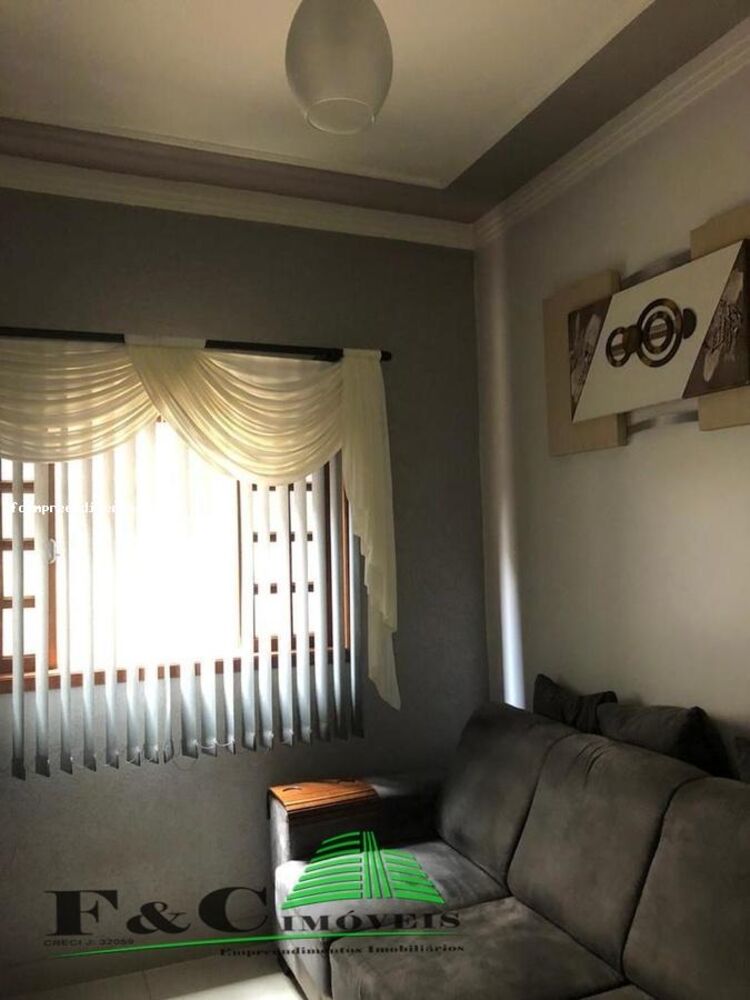 Sobrado à venda com 3 quartos, 143m² - Foto 3