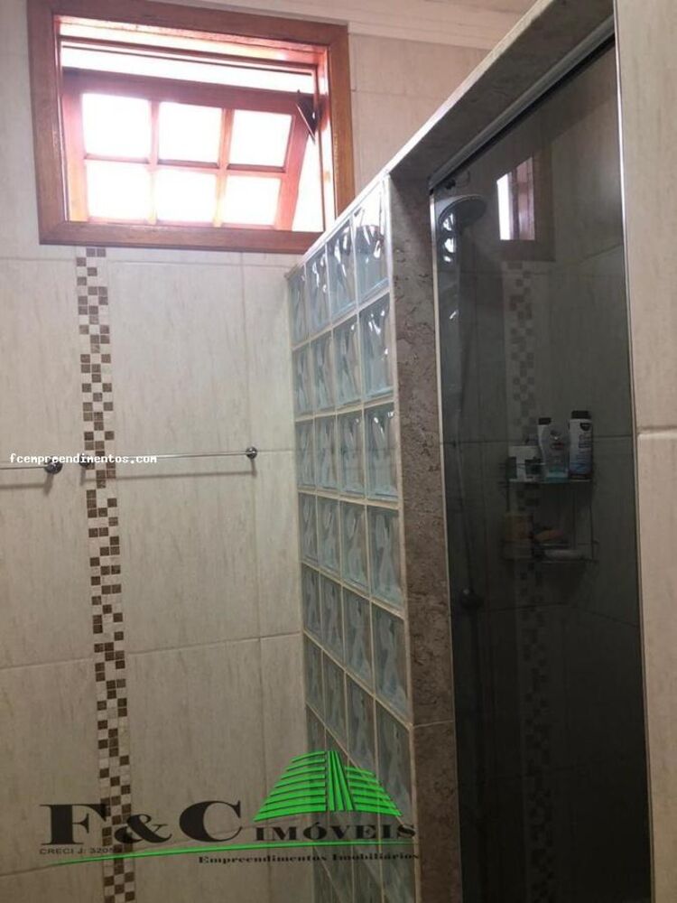 Sobrado à venda com 3 quartos, 143m² - Foto 2