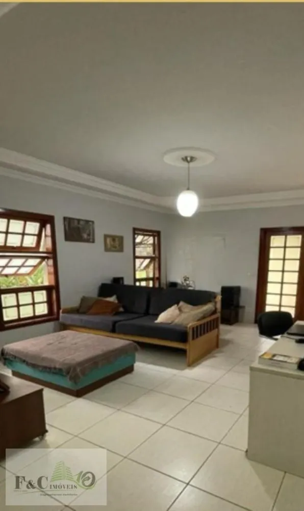 Chácara, 4 quartos, 1065 m² - Foto 4