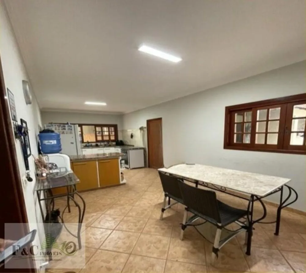 Chácara, 4 quartos, 1065 m² - Foto 3