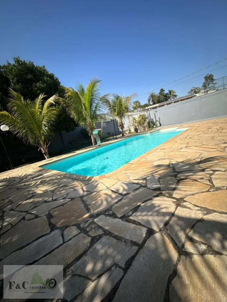 Chácara, 4 quartos, 850 m² - Foto 1