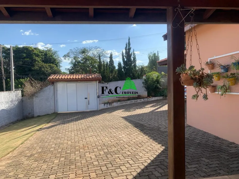 Chácara, 3 quartos, 1630 m² - Foto 3