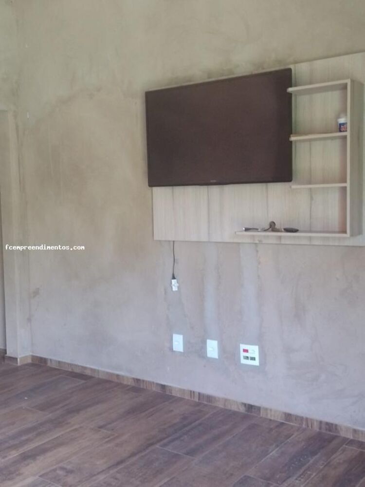 Chácara à venda com 1 quarto, 1200m² - Foto 2