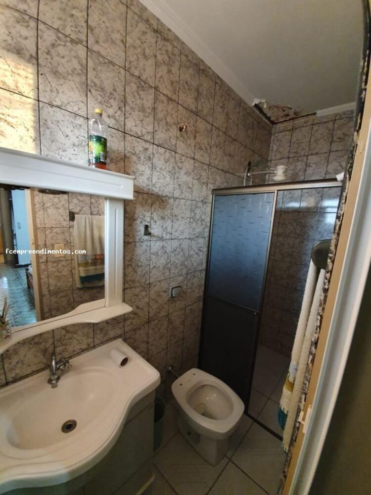 Casa à venda com 2 quartos, 234m² - Foto 12