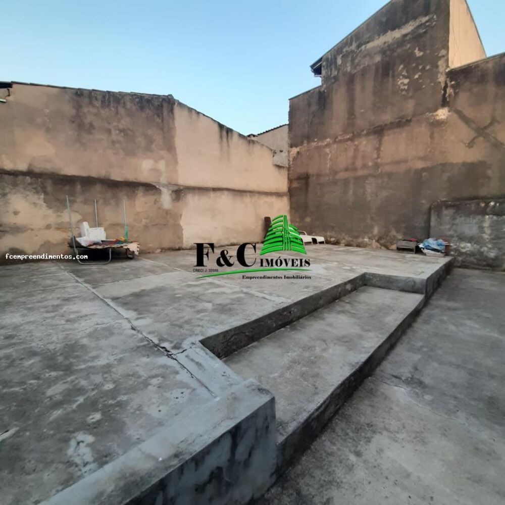 Casa à venda com 3 quartos, 275m² - Foto 5