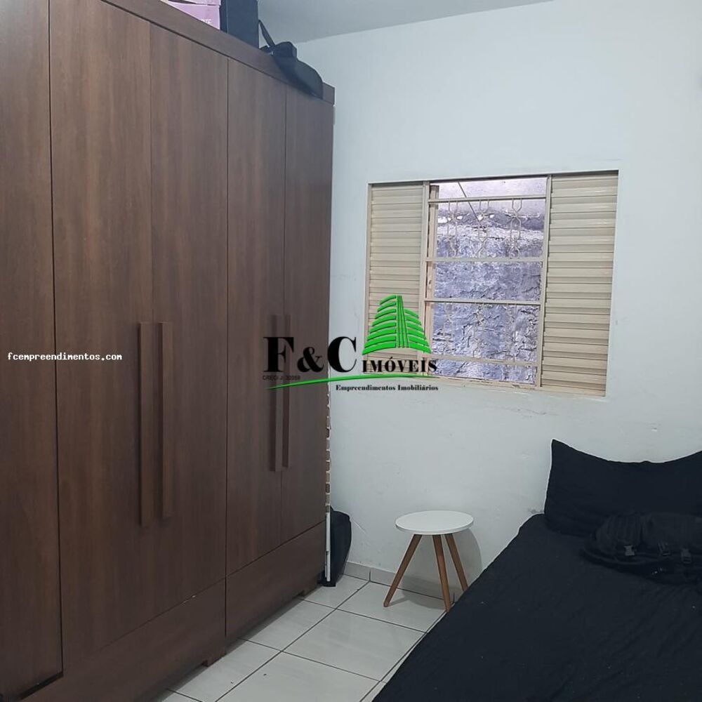 Casa à venda com 3 quartos, 275m² - Foto 3