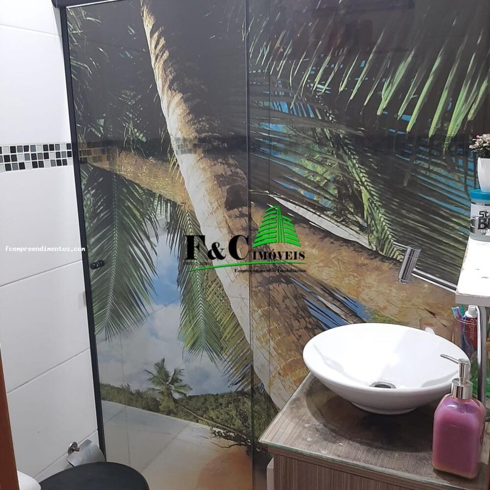 Casa à venda com 3 quartos, 275m² - Foto 1