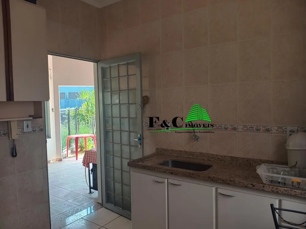 Loteamento e Condomínio, 250 m² - Foto 1