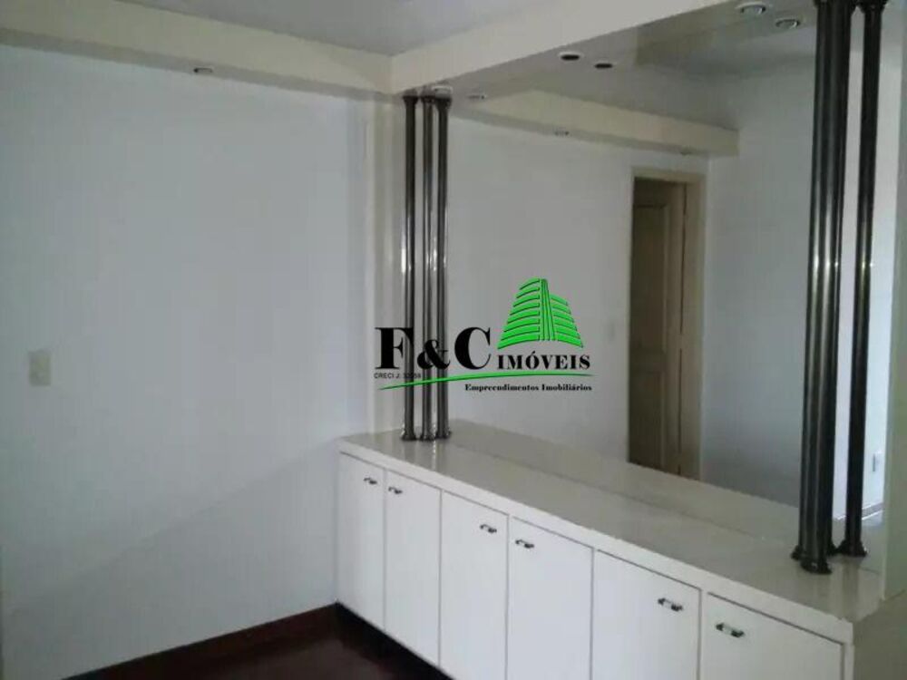Apartamento, 3 quartos, 160 m² - Foto 1