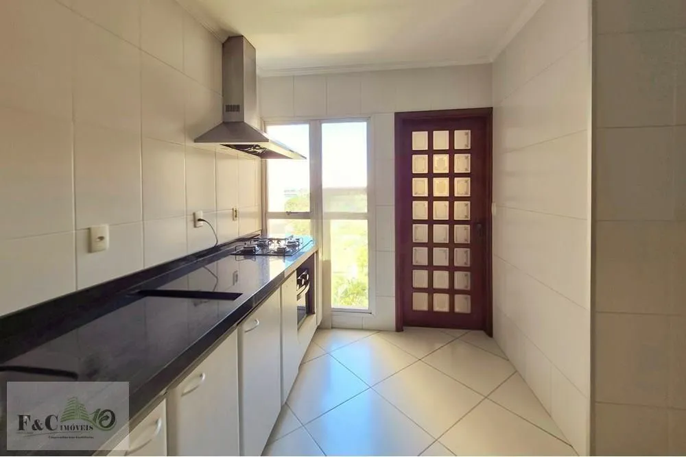 Apartamento, 3 quartos, 126 m² - Foto 2