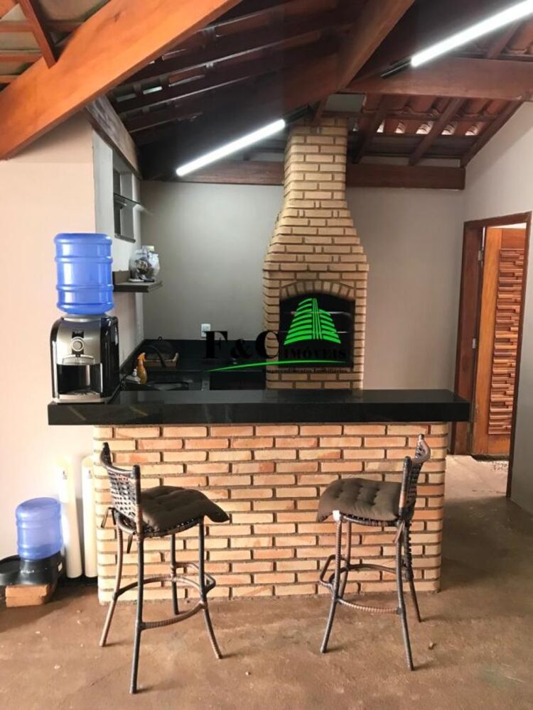 Casa à venda com 3 quartos, 450m² - Foto 6