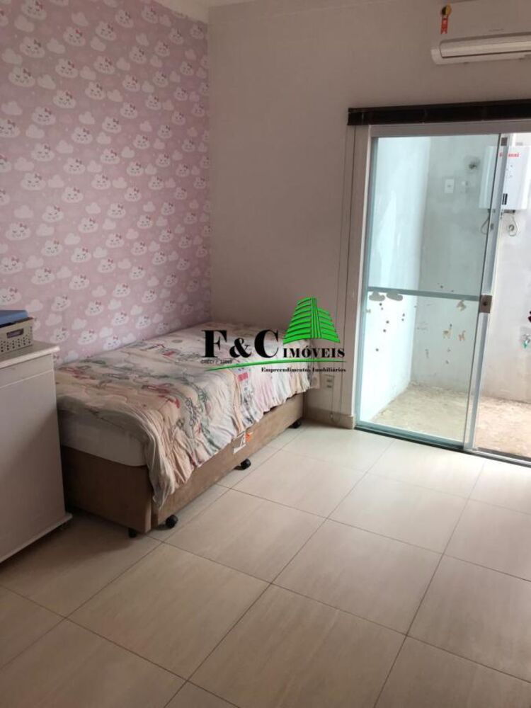 Casa à venda com 3 quartos, 450m² - Foto 11
