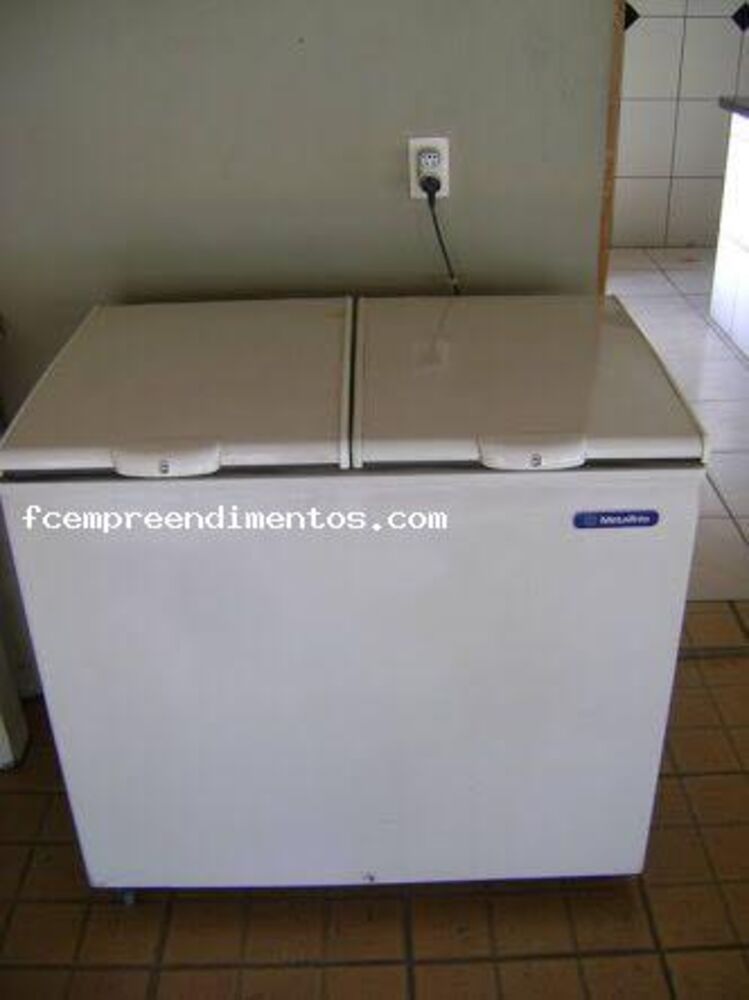 Chácara, 3 quartos, 2000 m² - Foto 1