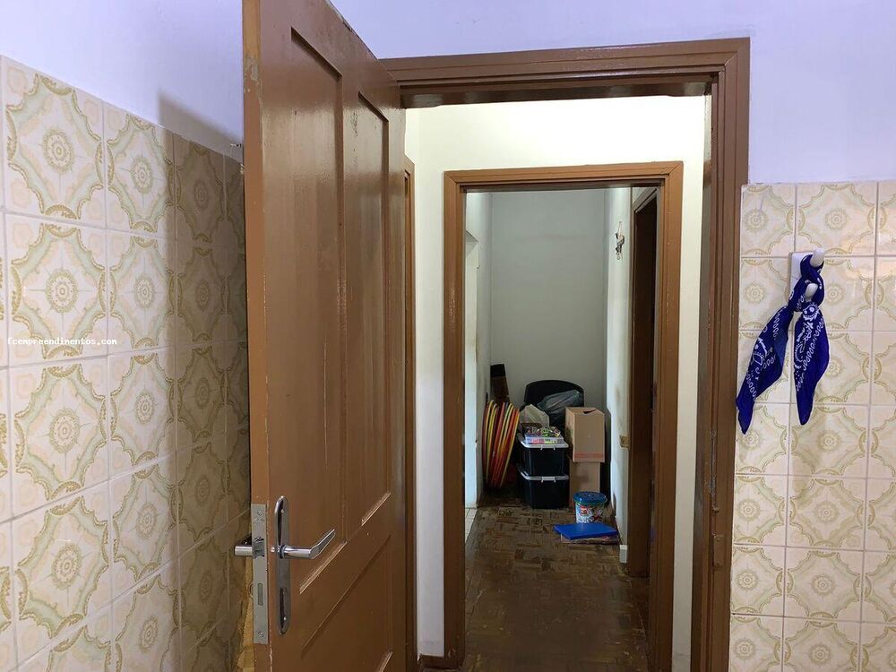 Casa à venda com 2 quartos, 340m² - Foto 3