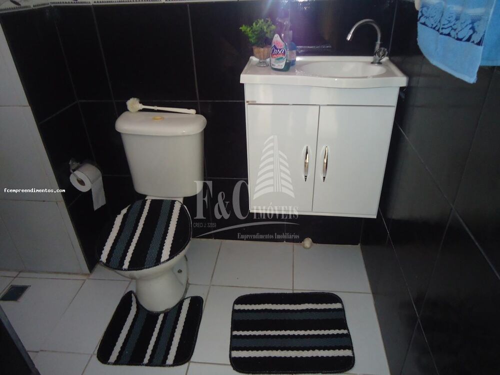 Casa à venda com 3 quartos, 363m² - Foto 4