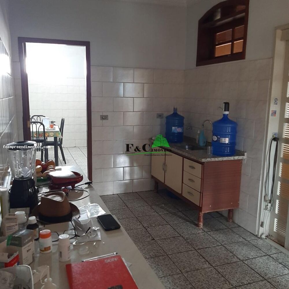 Sobrado à venda com 2 quartos, 367m² - Foto 6