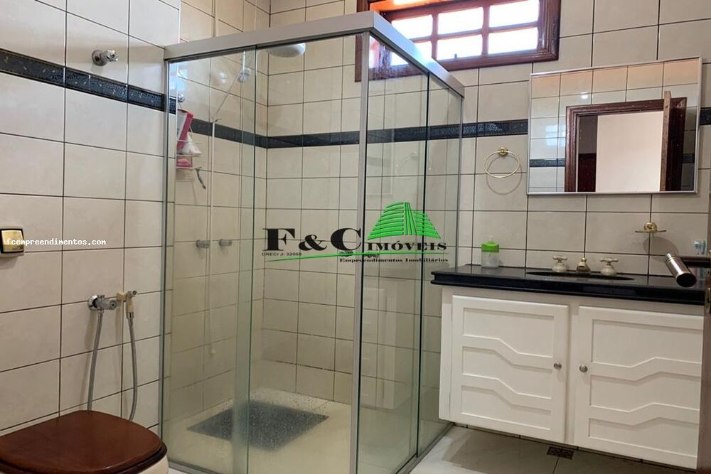 Casa à venda com 3 quartos, 300m² - Foto 3