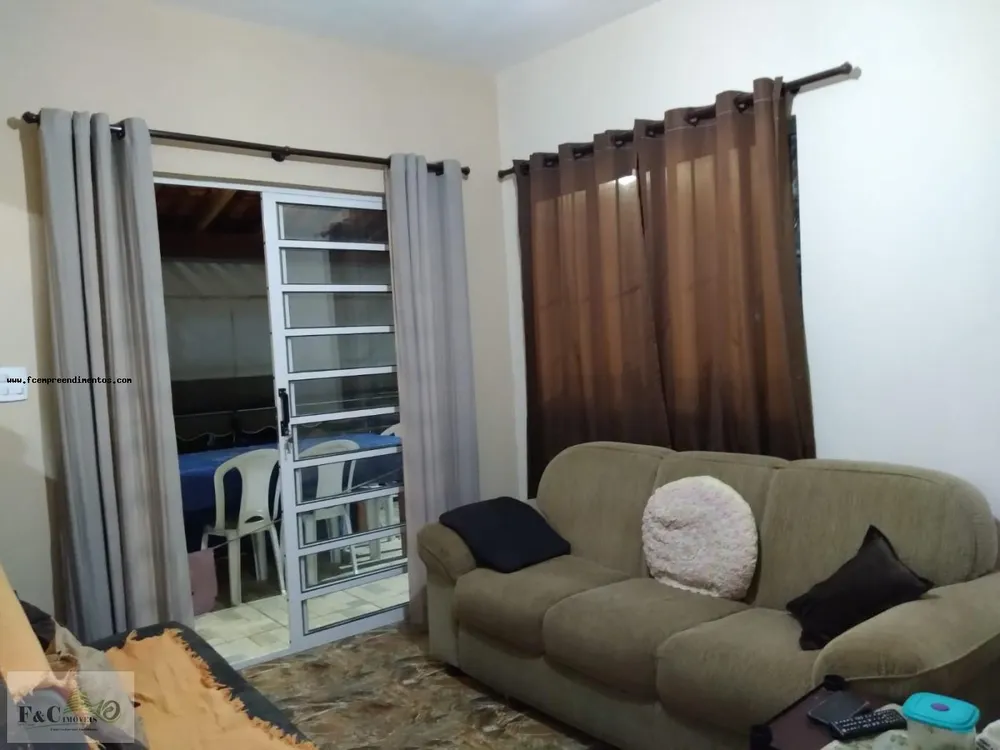 Chácara, 2 quartos, 650 m² - Foto 2