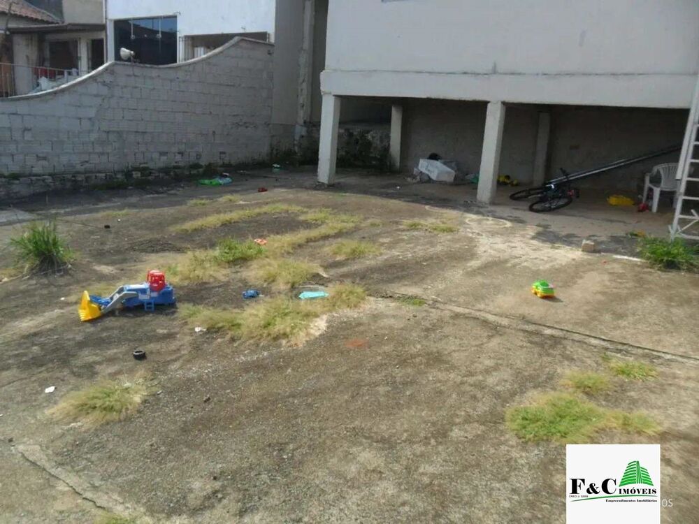 Casa à venda com 3 quartos, 250m² - Foto 3