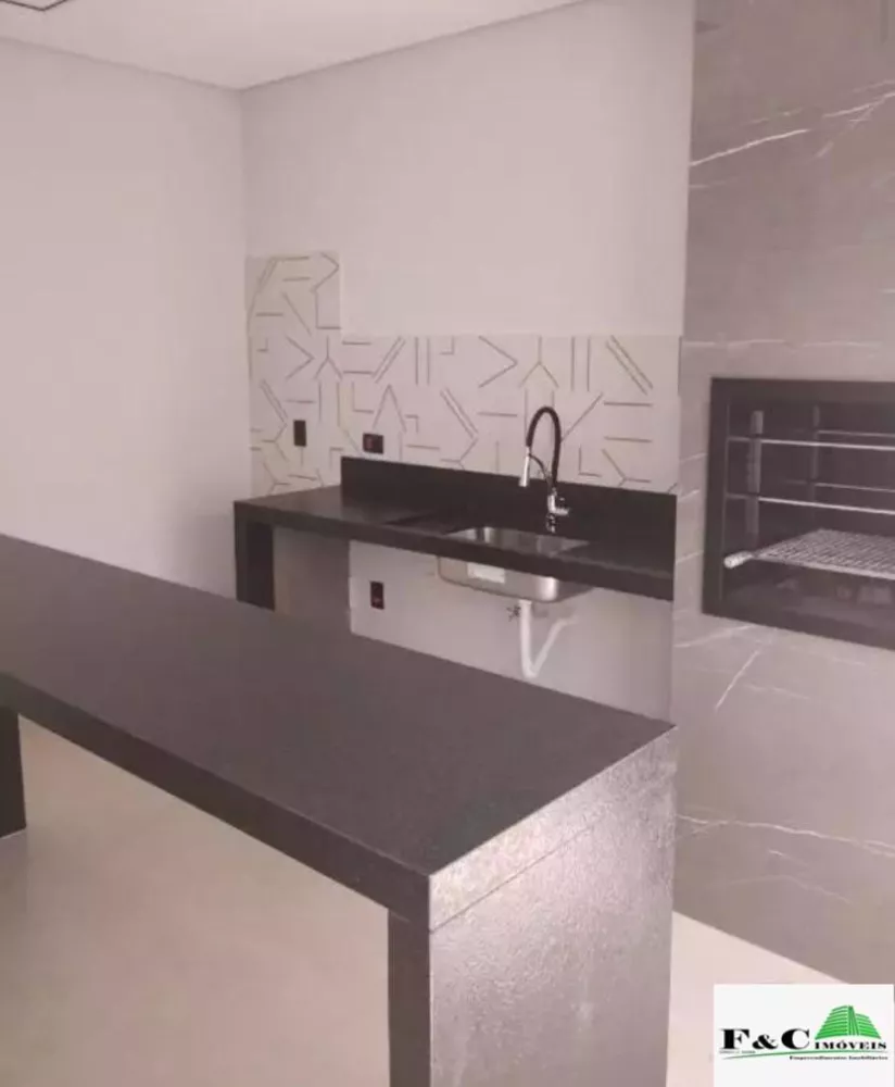 Casa de Condomínio à venda com 3 quartos, 250m² - Foto 3