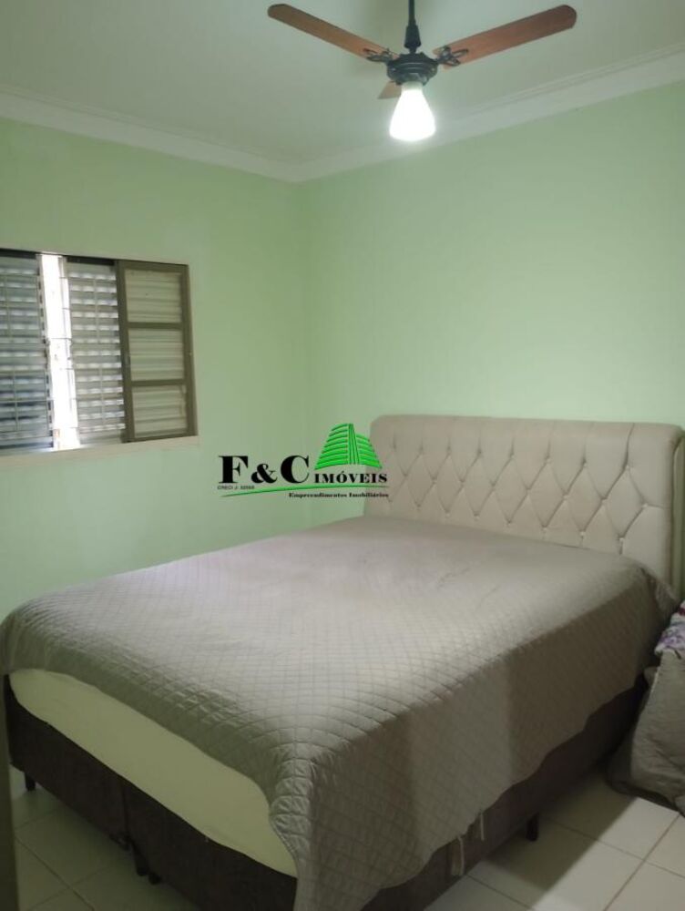 Chácara à venda com 2 quartos, 500m² - Foto 2