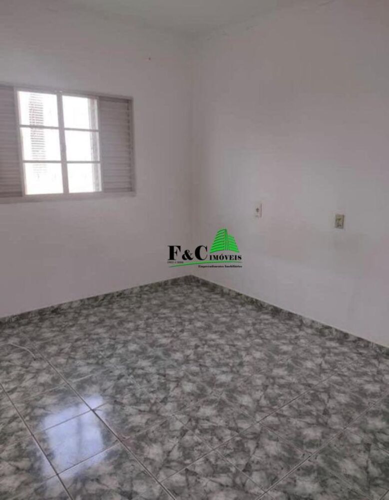 Casa à venda com 3 quartos, 419m² - Foto 4
