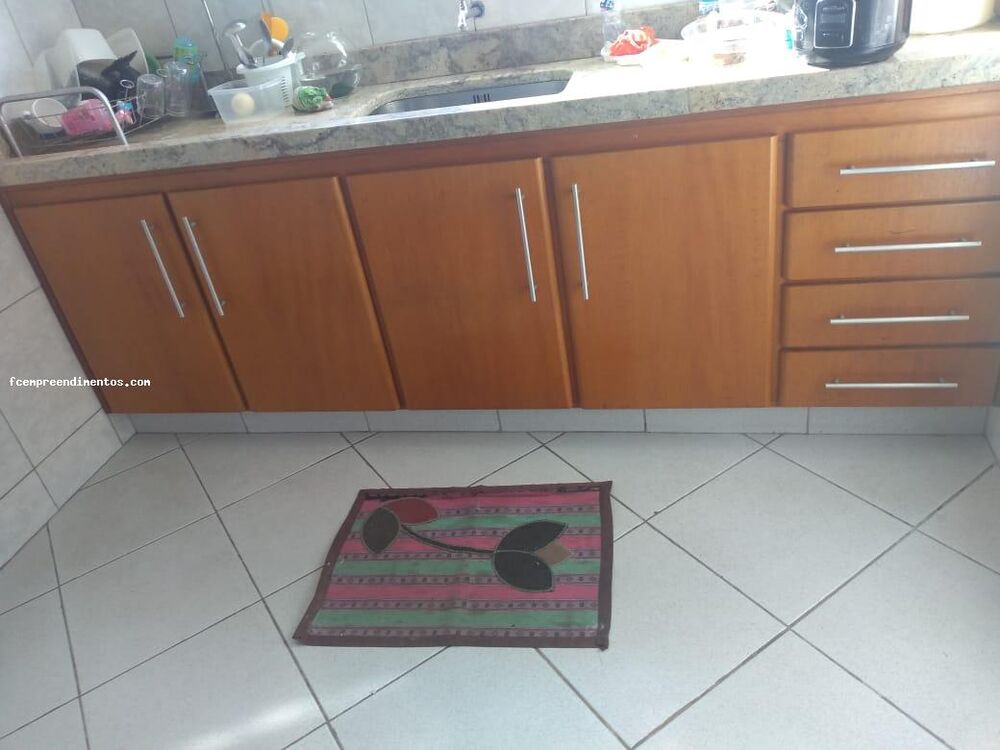 Casa à venda com 3 quartos, 957m² - Foto 3