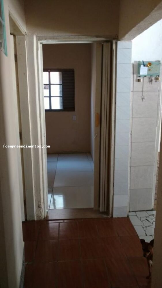 Casa à venda com 3 quartos, 297m² - Foto 4