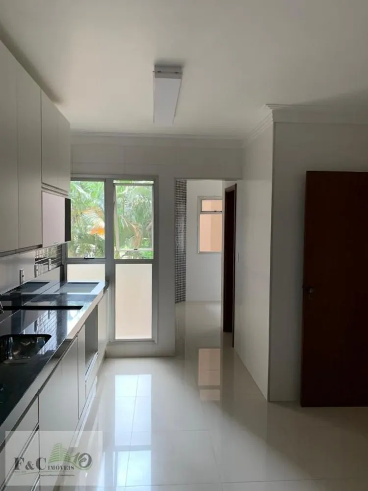 Apartamento, 3 quartos, 137 m² - Foto 1