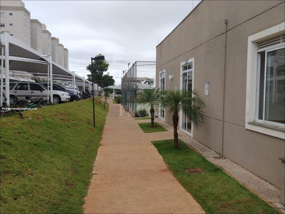 Apartamento à venda com 2 quartos, 48m² - Foto 2