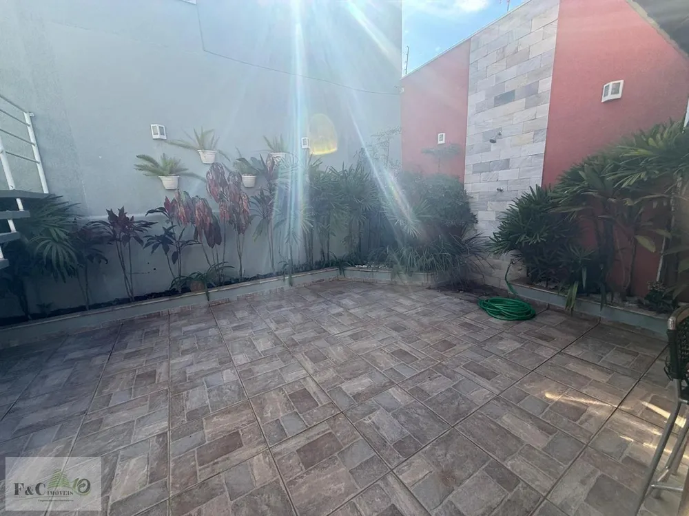 Casa, 3 quartos - Foto 1