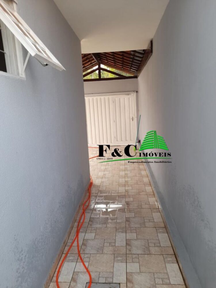 Casa à venda com 2 quartos, 140m² - Foto 4