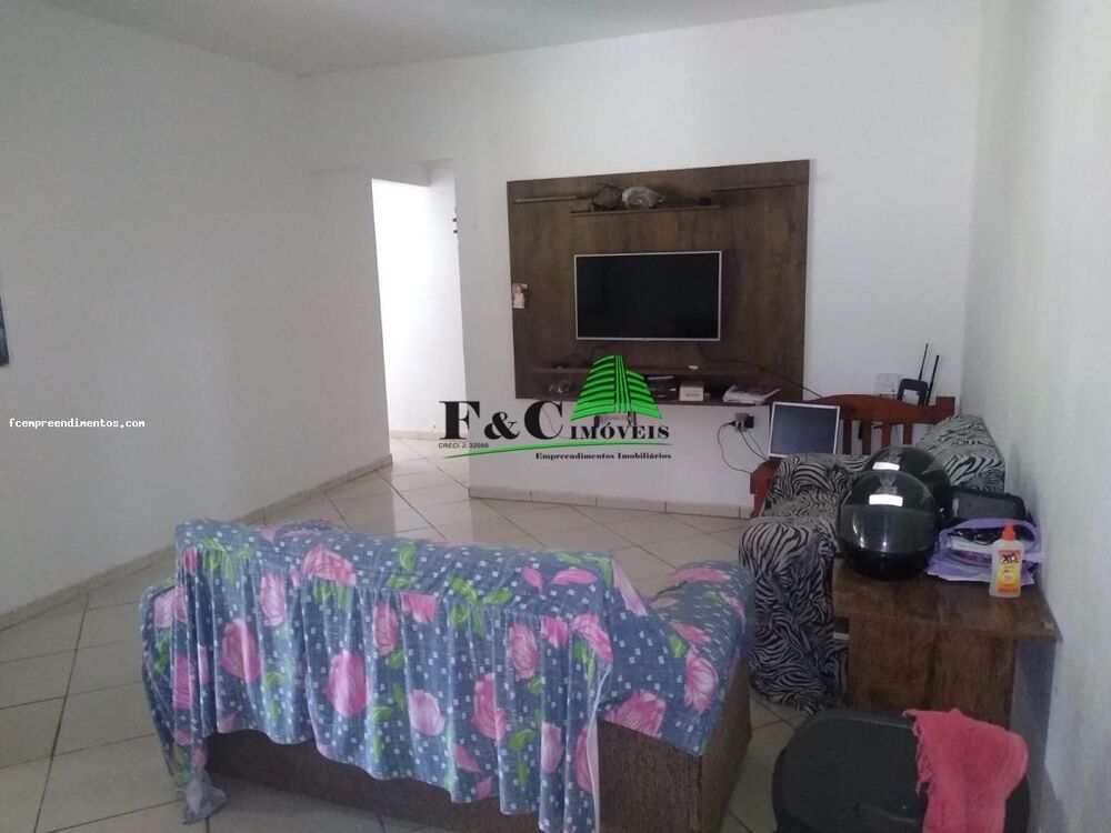 Chácara à venda com 3 quartos, 1870m² - Foto 3