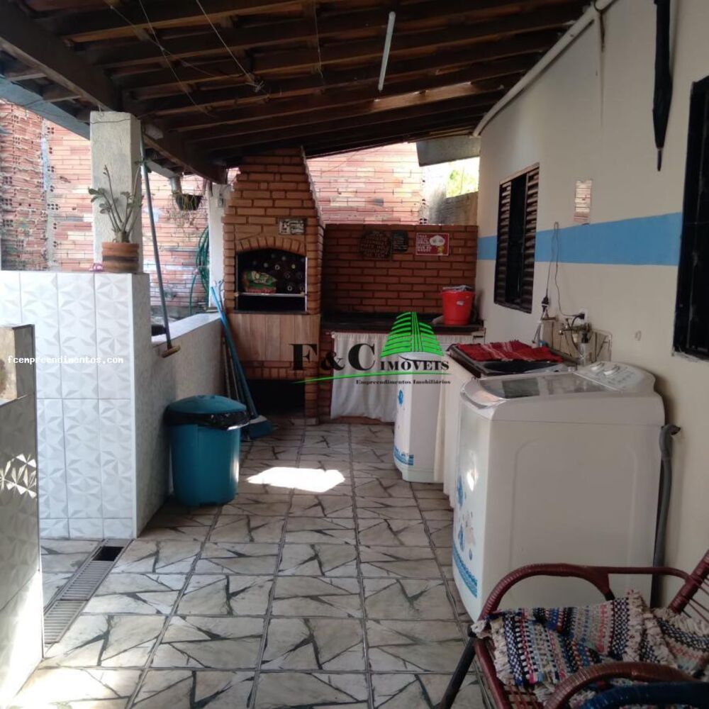 Chácara, 3 quartos, 700 m² - Foto 1