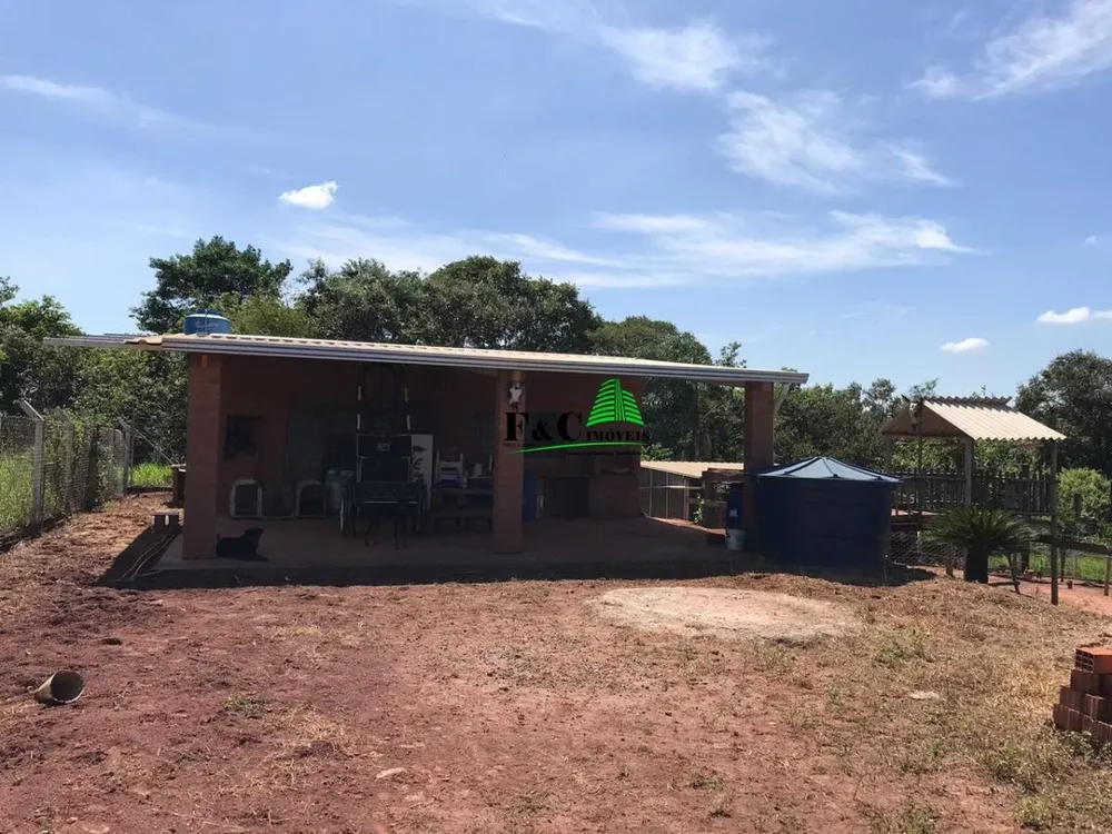 Chácara, 2 quartos, 920 m² - Foto 1