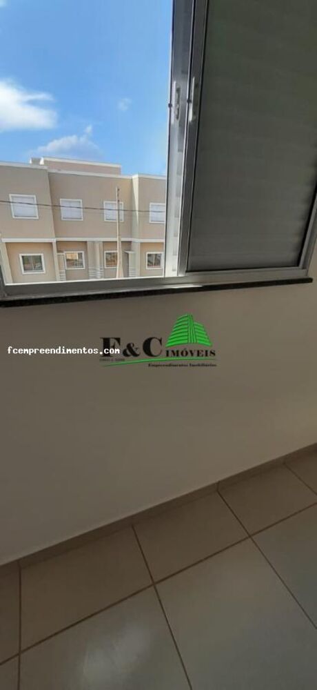 Casa de Condomínio à venda com 2 quartos, 140m² - Foto 2