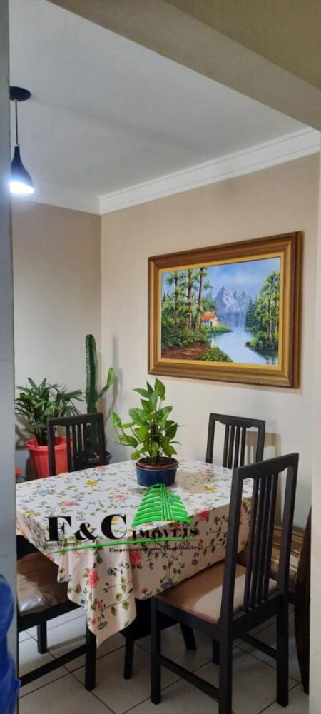 Apartamento à venda com 2 quartos, 65m² - Foto 1