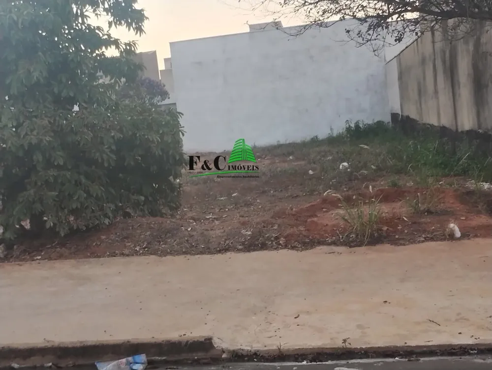 Terreno, 202 m² - Foto 1