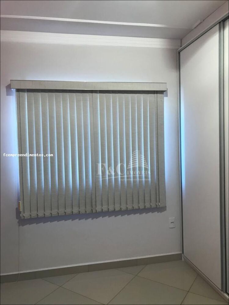 Casa à venda com 3 quartos, 200m² - Foto 3