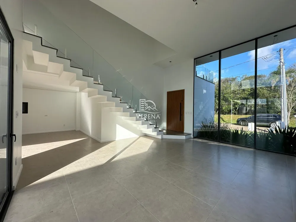 Casa, 3 quartos, 218 m² - Foto 3