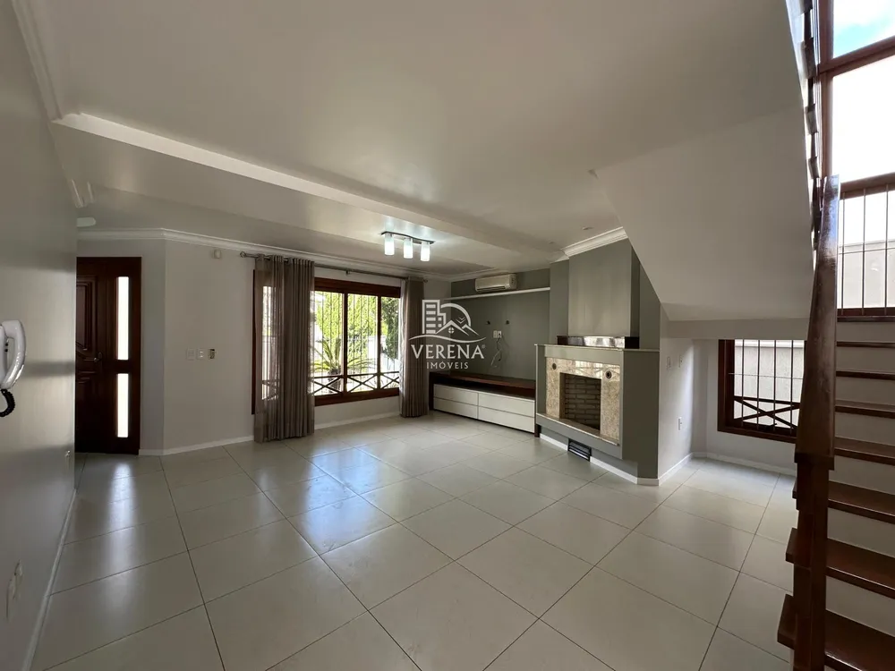 Casa, 3 quartos, 250 m² - Foto 2