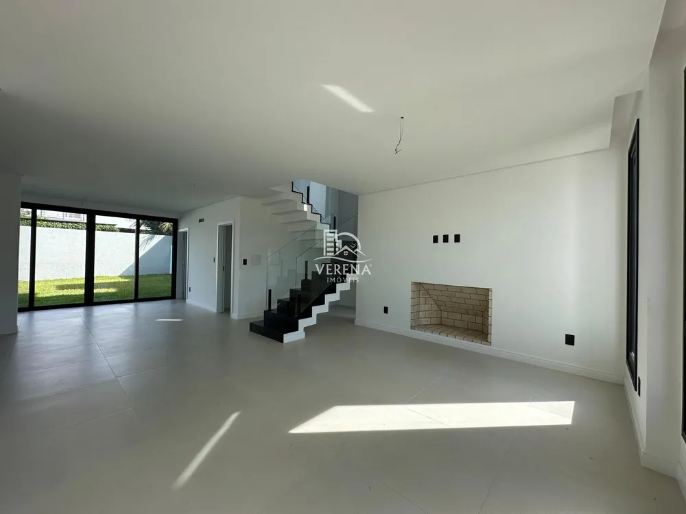 Casa, 3 quartos, 189 m² - Foto 2