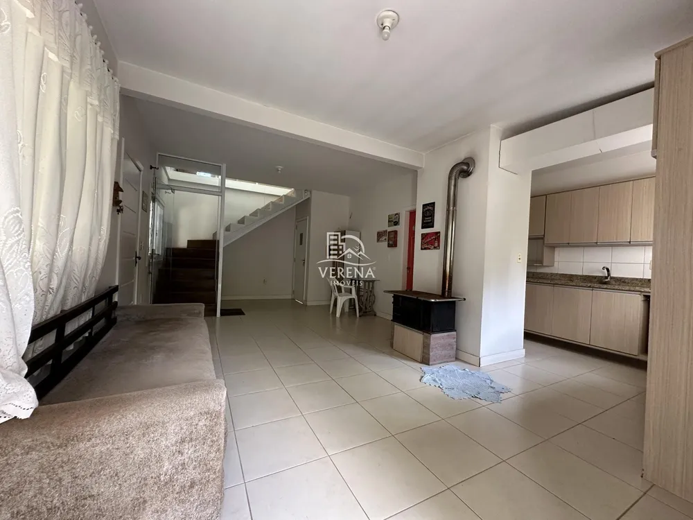 Casa, 3 quartos, 179 m² - Foto 4