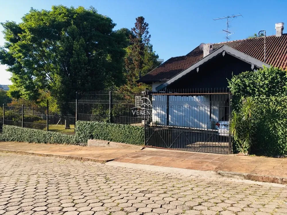 Casa, 4 quartos, 326 m² - Foto 1