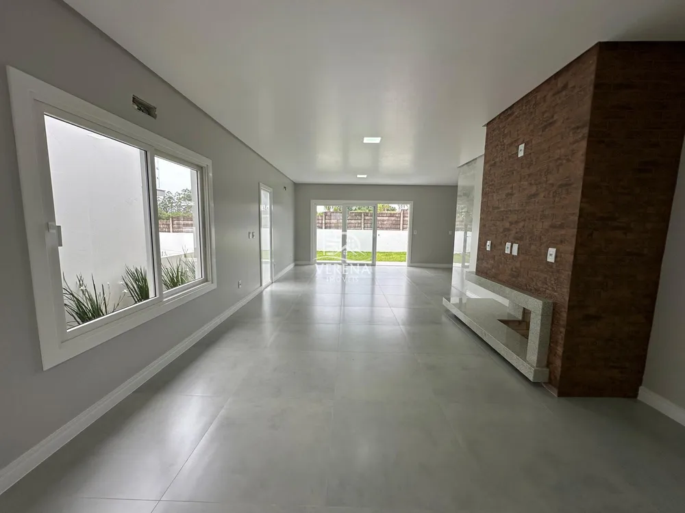 Casa, 3 quartos, 184 m² - Foto 2