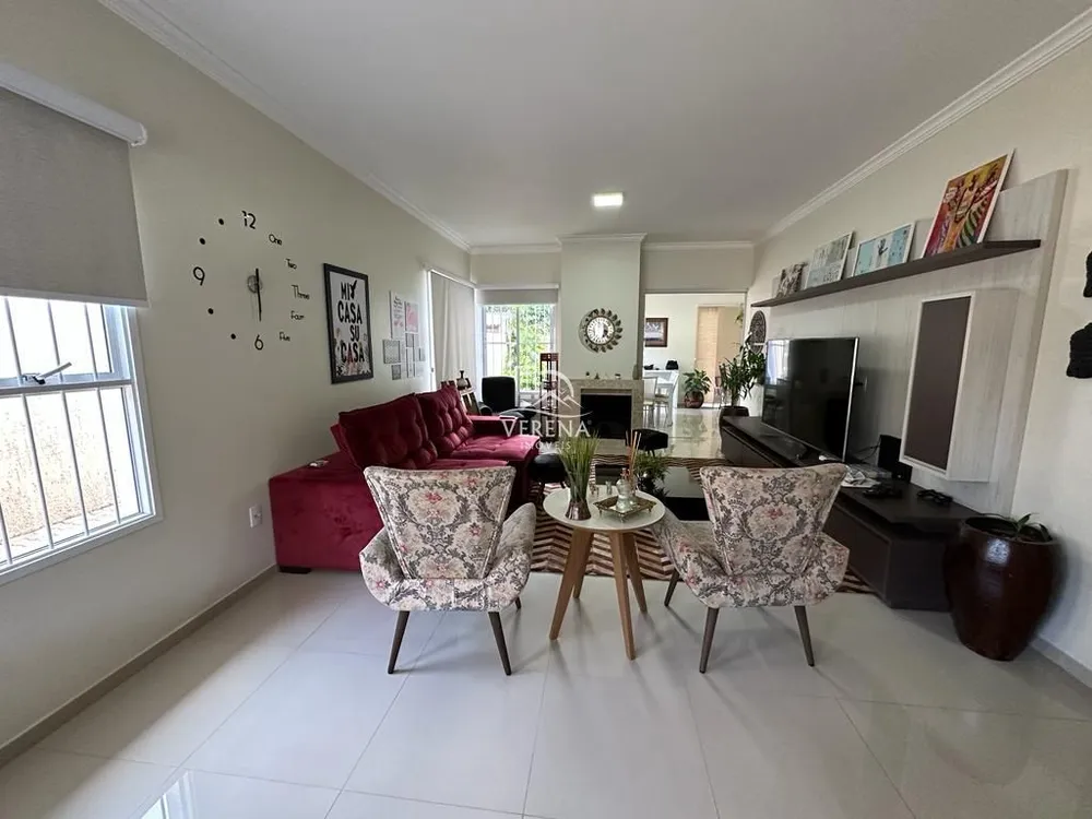Casa, 3 quartos, 179 m² - Foto 2