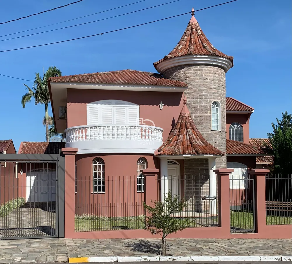 Casa, 3 quartos, 328 m² - Foto 1