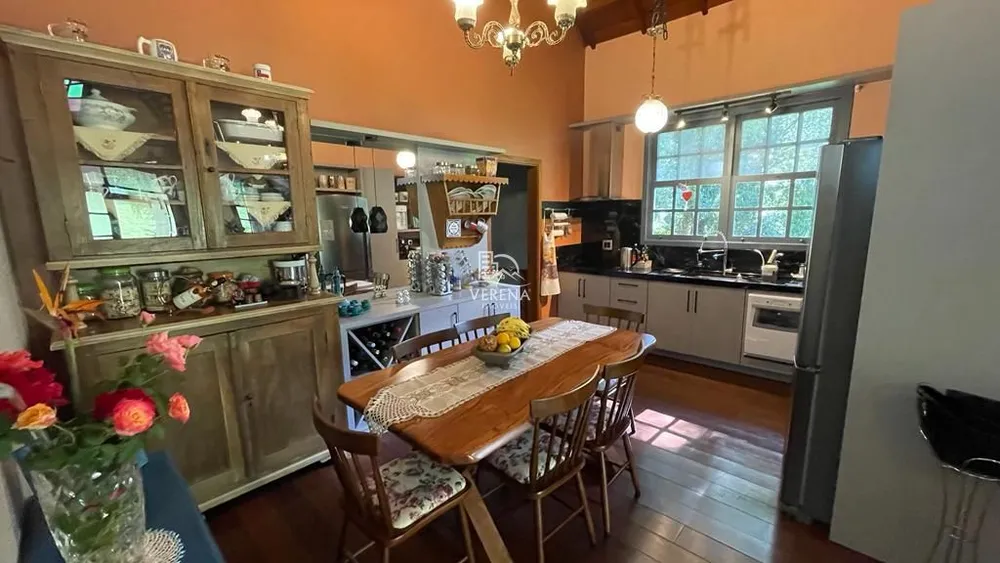 Casa, 3 quartos, 251 m² - Foto 3